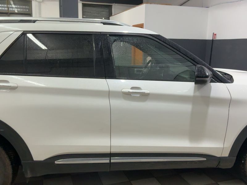 Ford Explorer 3.0 Plug-in Hybrid 4x4 Platinium 2022 – снимка 10