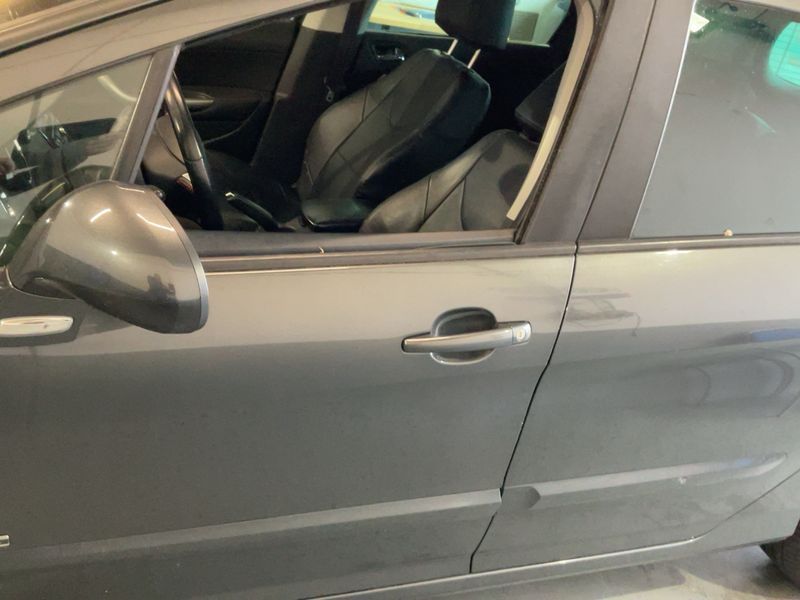 Peugeot 308 1.6 Access 2013 – снимка 4