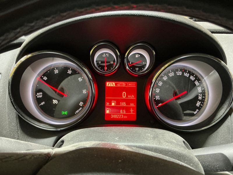 Opel Astra 1.6 CDTI DPF Selection 2015 – снимка 4