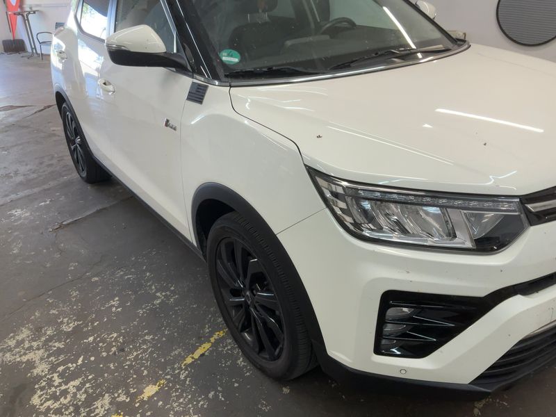 Ssangyong Tivoli 1.5 Black Line 4x2 2023 – снимка 12
