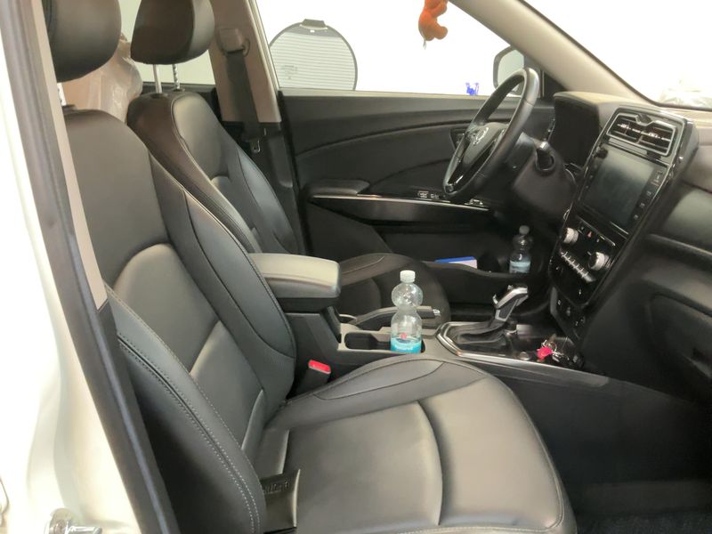 Ssangyong Tivoli 1.5 Black Line 4x2 2023 – снимка 17