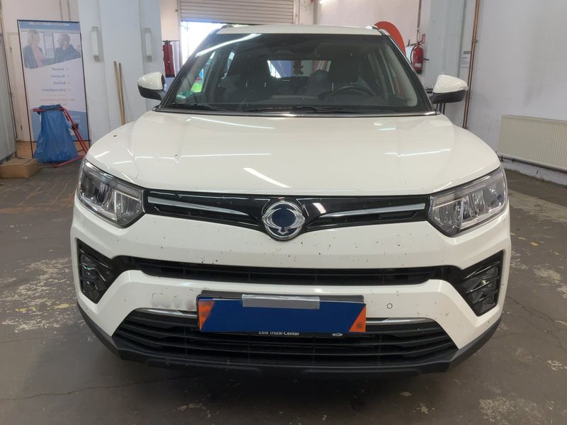Ssangyong Tivoli 1.5 Black Line 4x2 2023 – снимка 14