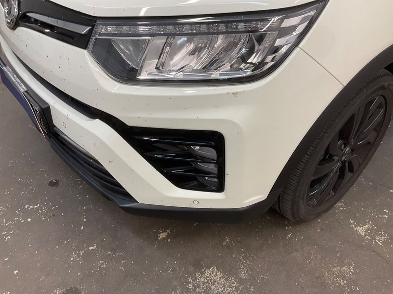 Ssangyong Tivoli 1.5 Black Line 4x2 2023 – снимка 23