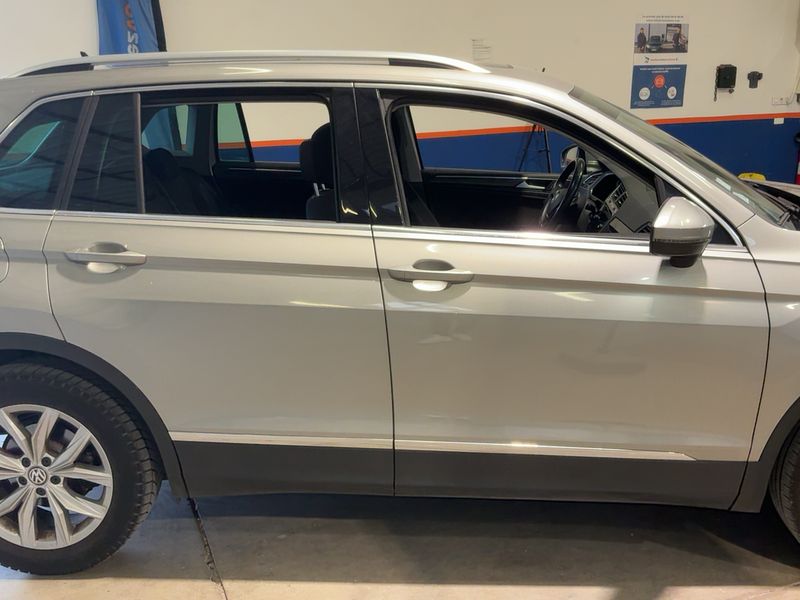Volkswagen Tiguan 2.0 TDI Carat Exclusive BlueMotion Tech 2019 – снимка 10