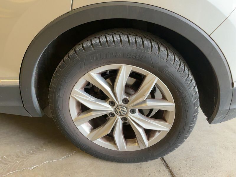Volkswagen Tiguan 2.0 TDI Carat Exclusive BlueMotion Tech 2019 – снимка 5