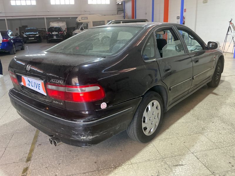 Honda Accord 2.0 LS 1997 – снимка 2