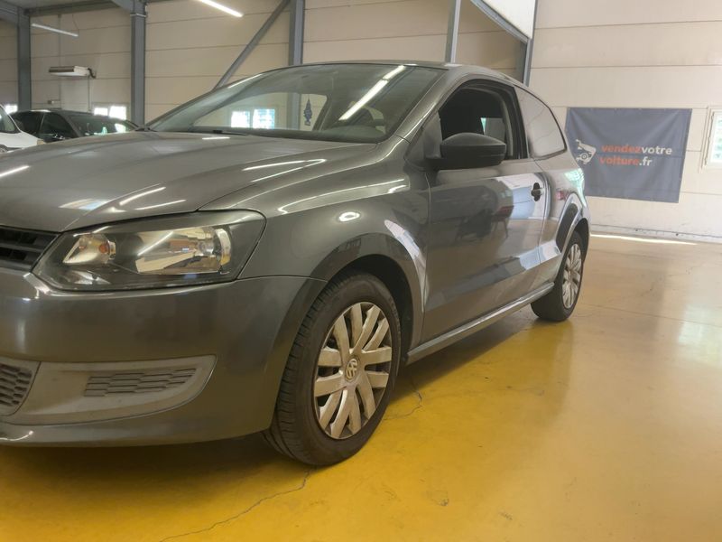 Volkswagen Polo 1.6 TDI Style 2012 – снимка 2