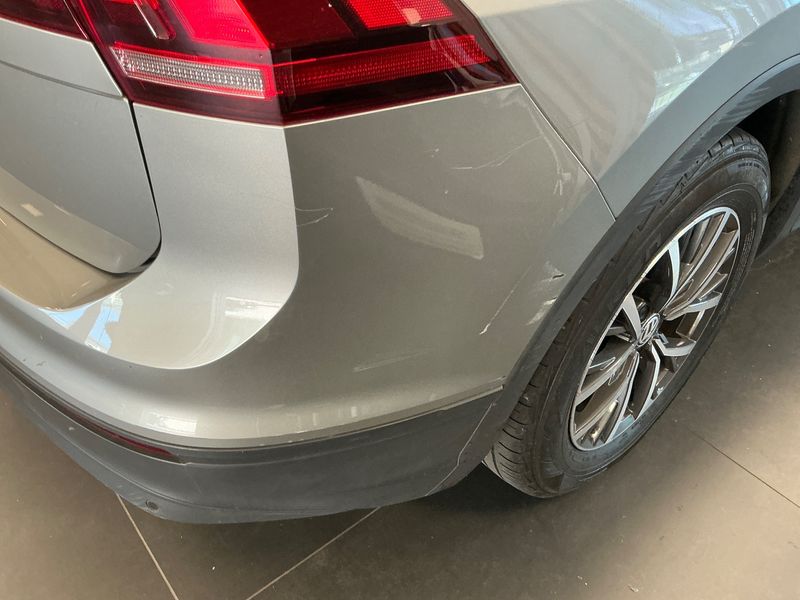 Volkswagen Tiguan 1.6 TDI Business BlueMotion Tech 2017 – снимка 36