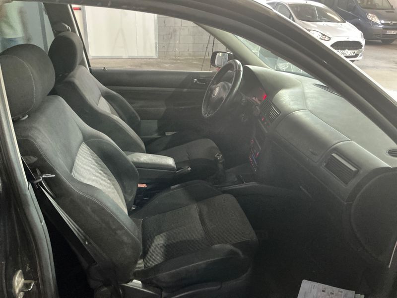 Volkswagen Golf IV 1.9 TDI GTI Edicion Especial 2003 – снимка 3