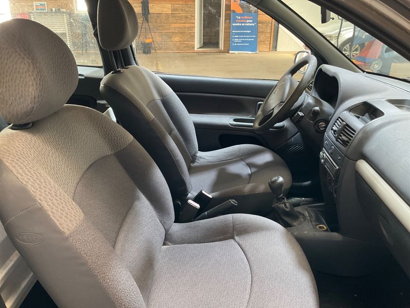 Renault Clio 1.5 dCi Campus 2004 – снимка 3