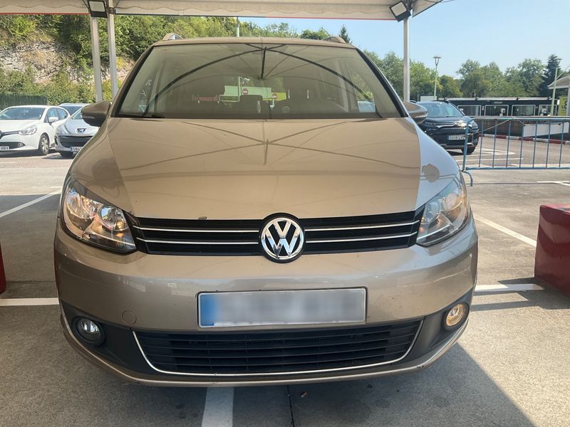 Volkswagen Touran 1.6 TDI Edition BlueMotion Tech 2012 – снимка 14