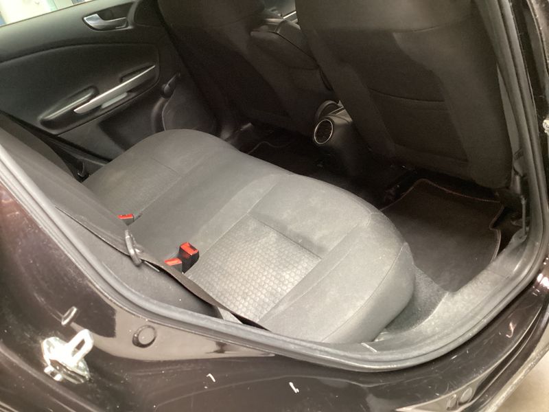 Alfa Romeo Giulietta 1.6 JTDM Basis 2013 – снимка 34