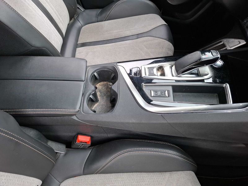 Peugeot 3008 1.6 Hybrid GT Pack 2021 – снимка 45