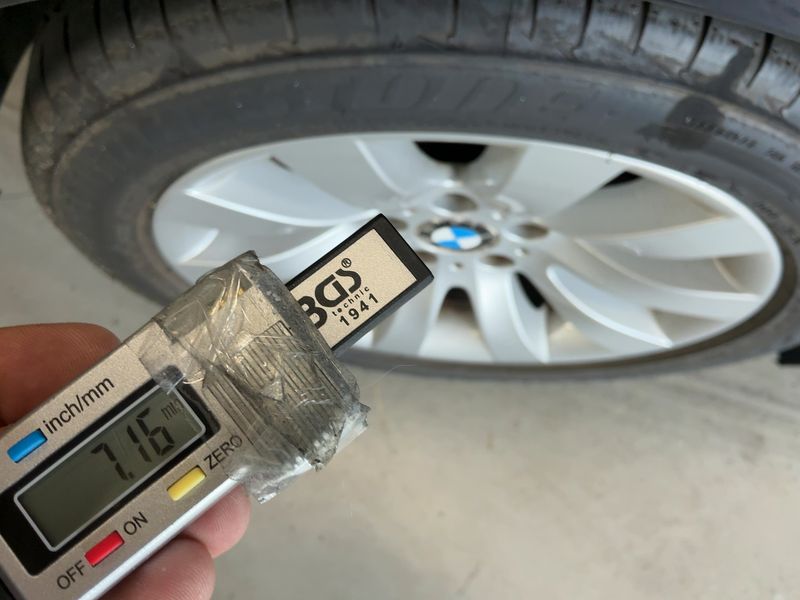 BMW 5er 520d 2009 – снимка 18