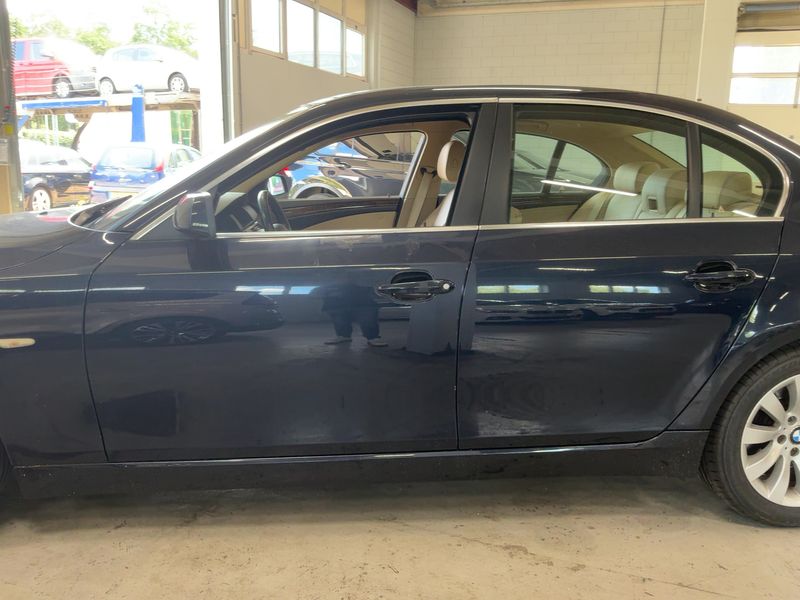 BMW 5er 520d 2009 – снимка 4