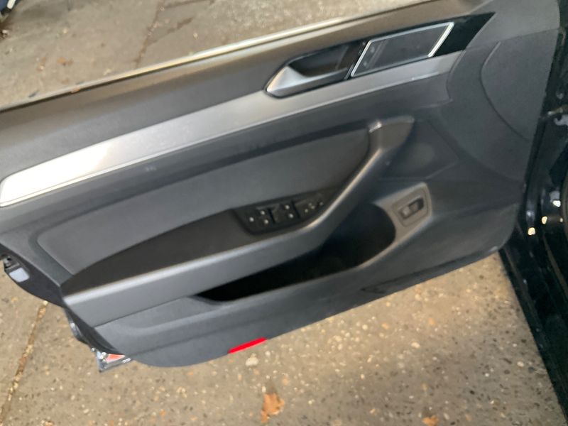 Volkswagen Passat 2.0 TDI Comfortline BlueMotion Tech 2018 – снимка 24