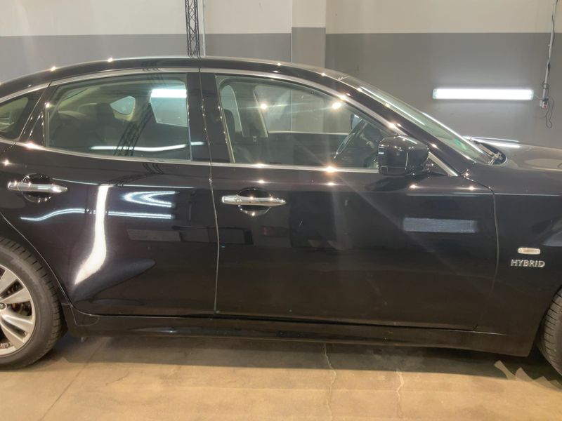 Infiniti M-Serie M35h Hybrid GT Premium 2011 – снимка 10