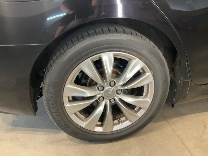 Infiniti M-Serie M35h Hybrid GT Premium 2011 – снимка 9