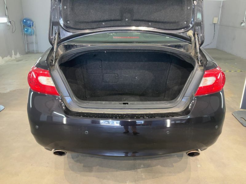 Infiniti M-Serie M35h Hybrid GT Premium 2011 – снимка 15