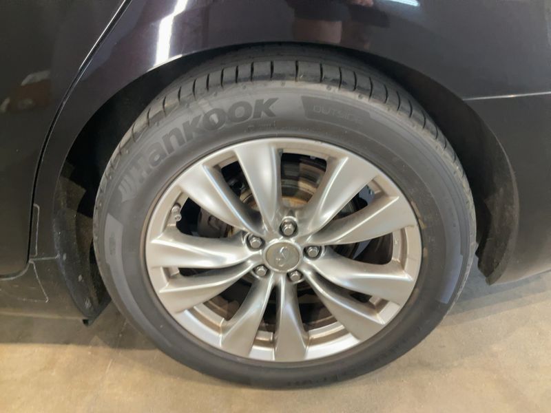 Infiniti M-Serie M35h Hybrid GT Premium 2011 – снимка 5