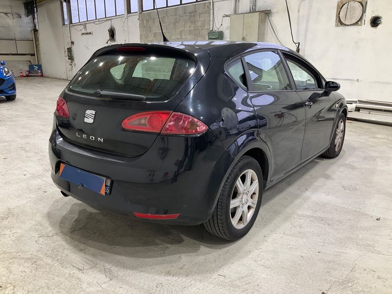 Seat Leon 1.6 Stylance / Style 2006 – снимка 2