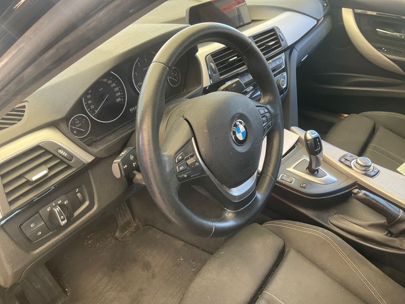 BMW 3er 318d Sport Line 2017 – снимка 33