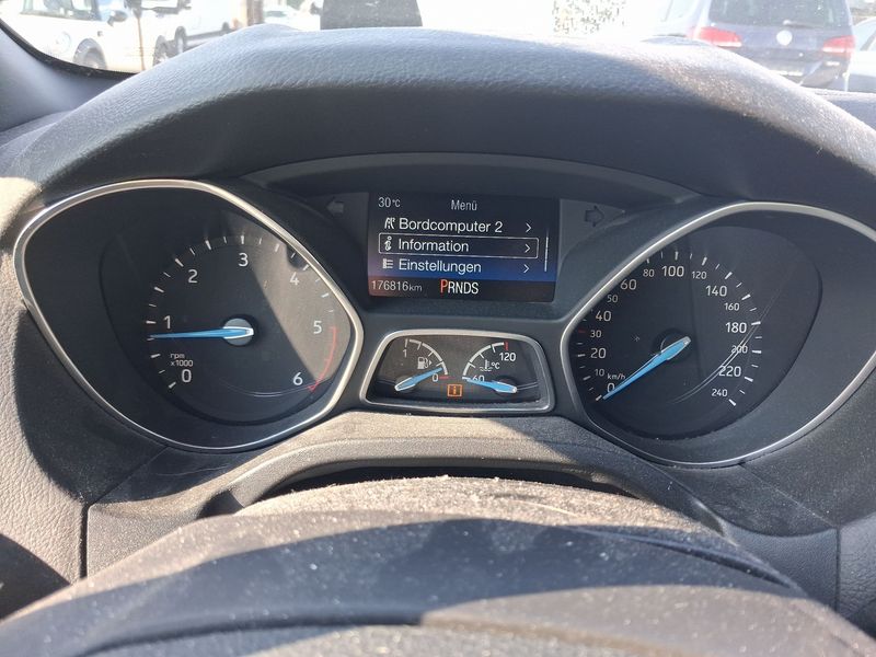 Ford Focus 2.0 TDCi ST-Line 2018 – снимка 18