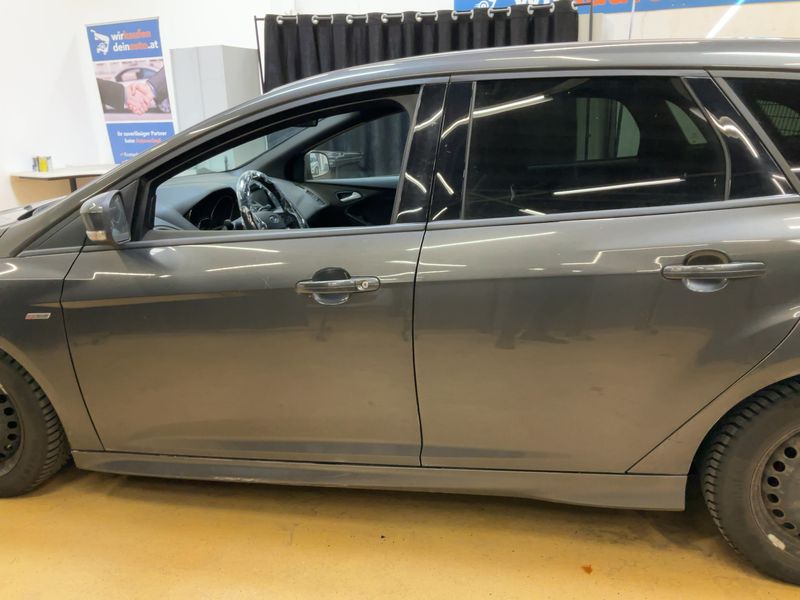 Ford Focus 2.0 TDCi ST-Line 2018 – снимка 4
