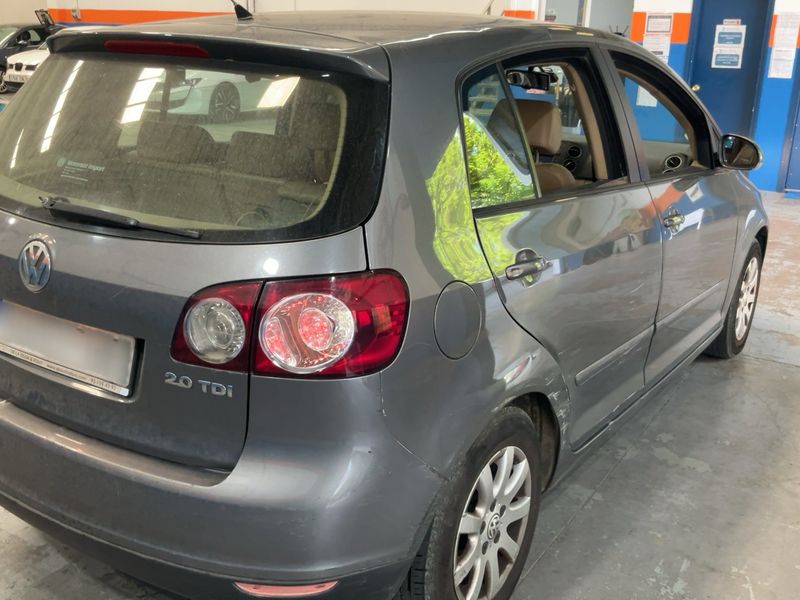 Volkswagen Golf V Plus 2.0 TDI Highline 2006 – снимка 6