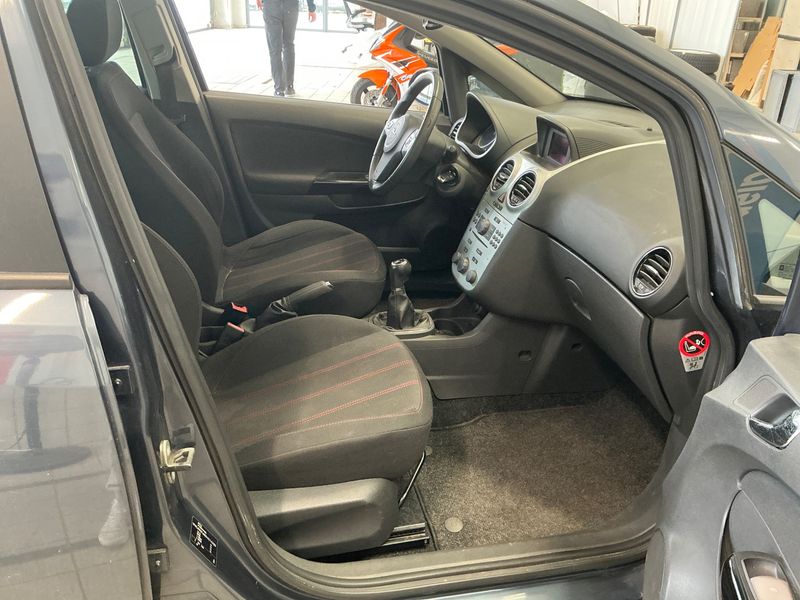 Opel Corsa 1.4 Sport 2009 – снимка 3