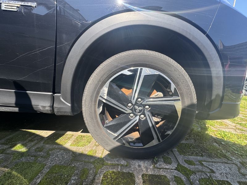 Mitsubishi Eclipse Cross 2.4 Plug-in Hybrid Instyle 4WD 2022 – снимка 18