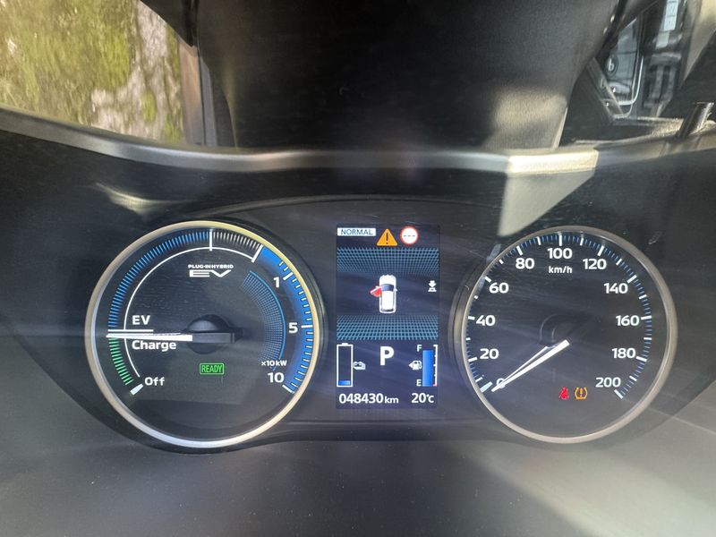 Mitsubishi Eclipse Cross 2.4 Plug-in Hybrid Instyle 4WD 2022 – снимка 12