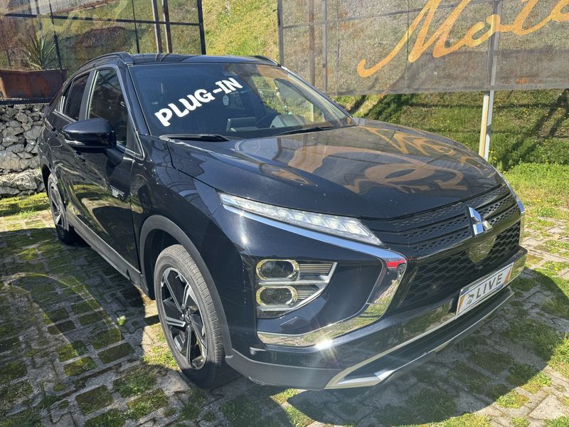 Mitsubishi Eclipse Cross 2.4 Plug-in Hybrid Instyle 4WD 2022 – снимка 6
