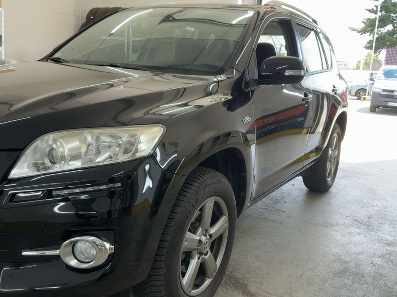 Toyota RAV 4 2.2 D-4D Life 2012 – снимка на щета
