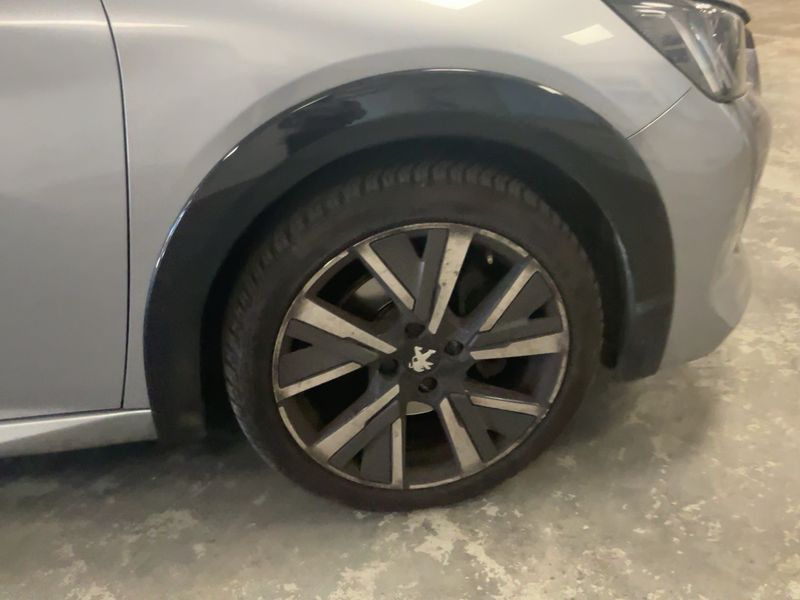 Peugeot 208 1.2 PureTech GT Line 2020 – снимка 11