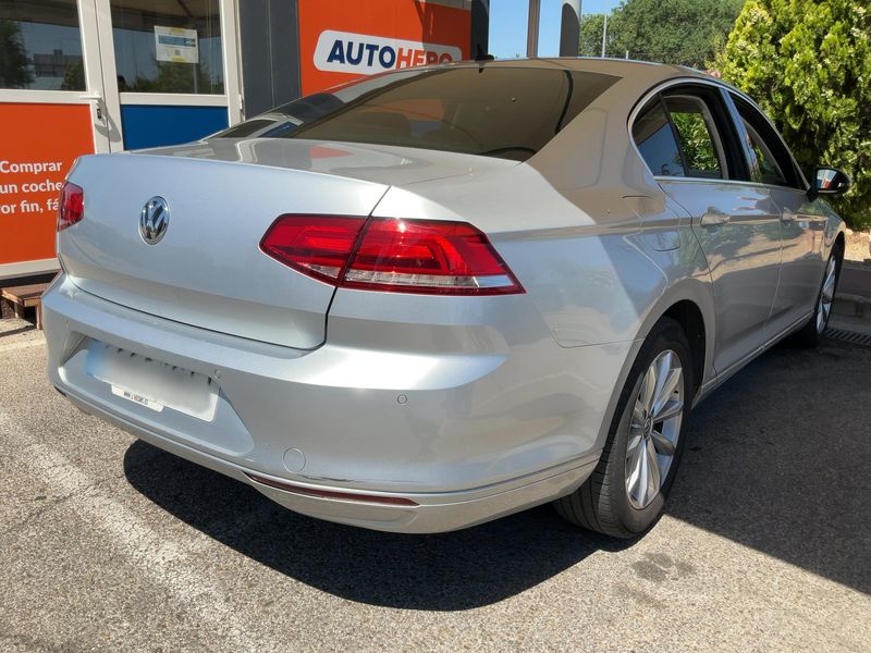 Volkswagen Passat 2.0 TDI Advance BlueMotion Tech 2018 – снимка 8