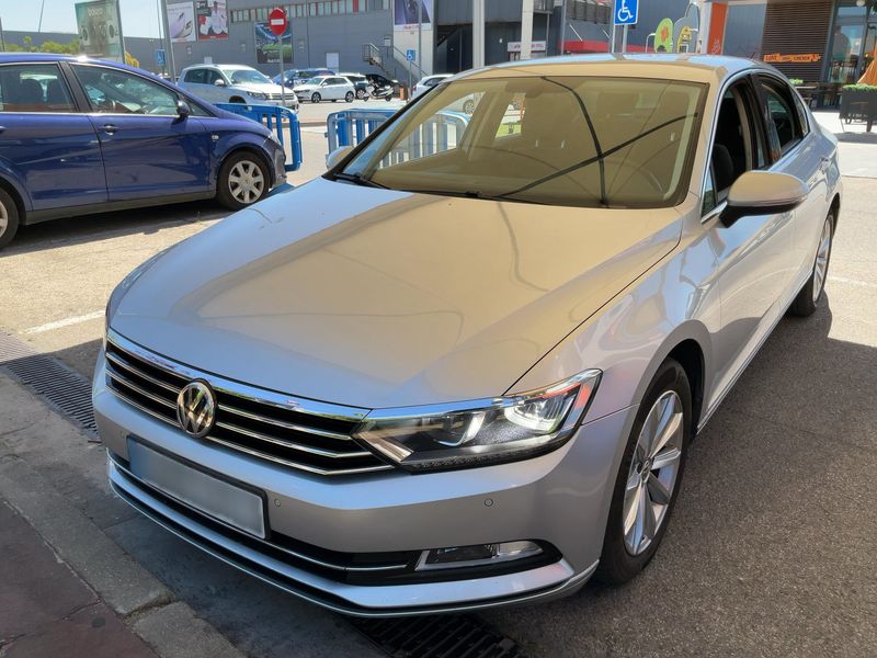 Volkswagen Passat 2.0 TDI Advance BlueMotion Tech 2018 – снимка 1
