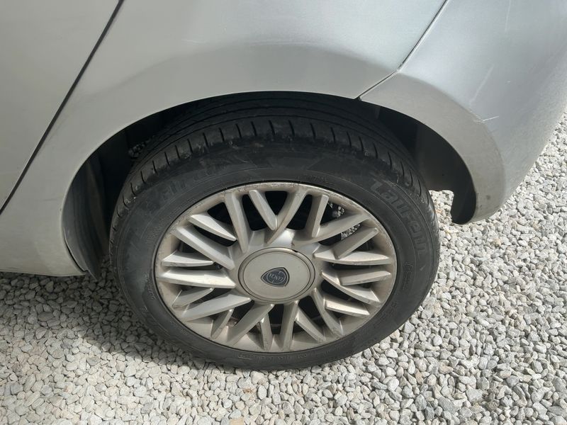 Lancia Ypsilon 1.3 JTD Gold 2015 – снимка 5