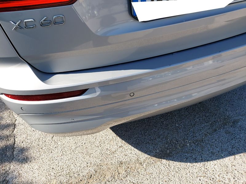 Volvo XC60 2.0 B4 Mild-Hybrid Core AWD 2023 – снимка 32