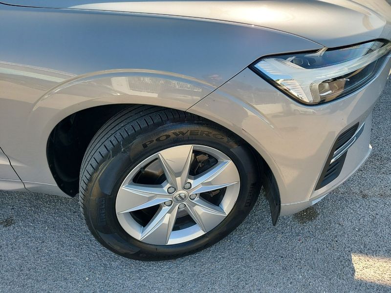 Volvo XC60 2.0 B4 Mild-Hybrid Core AWD 2023 – снимка 21