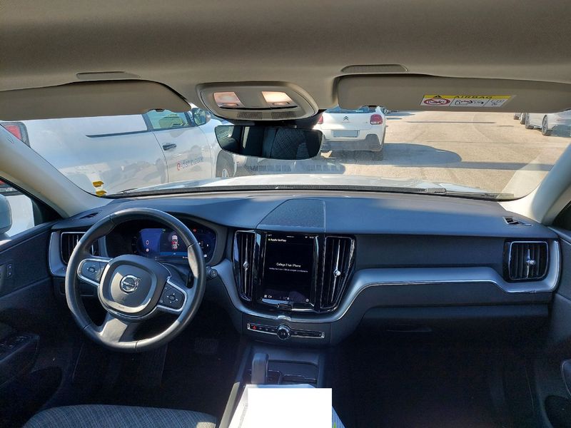 Volvo XC60 2.0 B4 Mild-Hybrid Core AWD 2023 – снимка 11