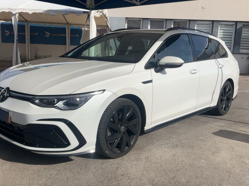 Volkswagen Golf VIII 2.0 TDI R-Line 2022 – снимка 2