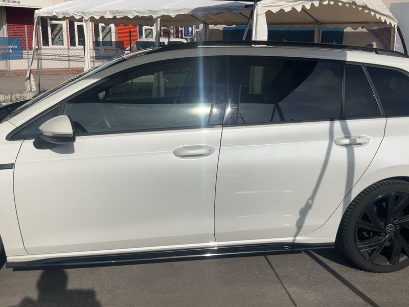 Volkswagen Golf VIII 2.0 TDI R-Line 2022 – снимка 4