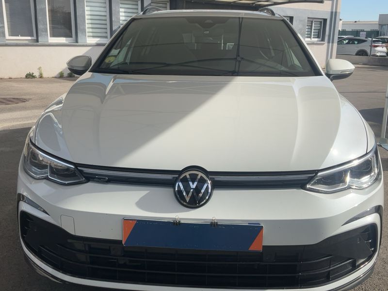 Volkswagen Golf VIII 2.0 TDI R-Line 2022 – снимка 14