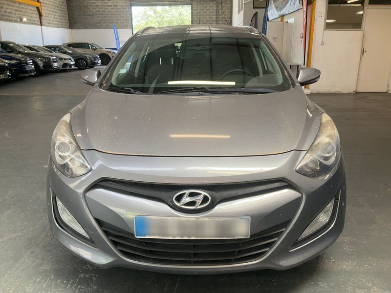Hyundai i30 1.6 CRDi Style 2013 – снимка 14