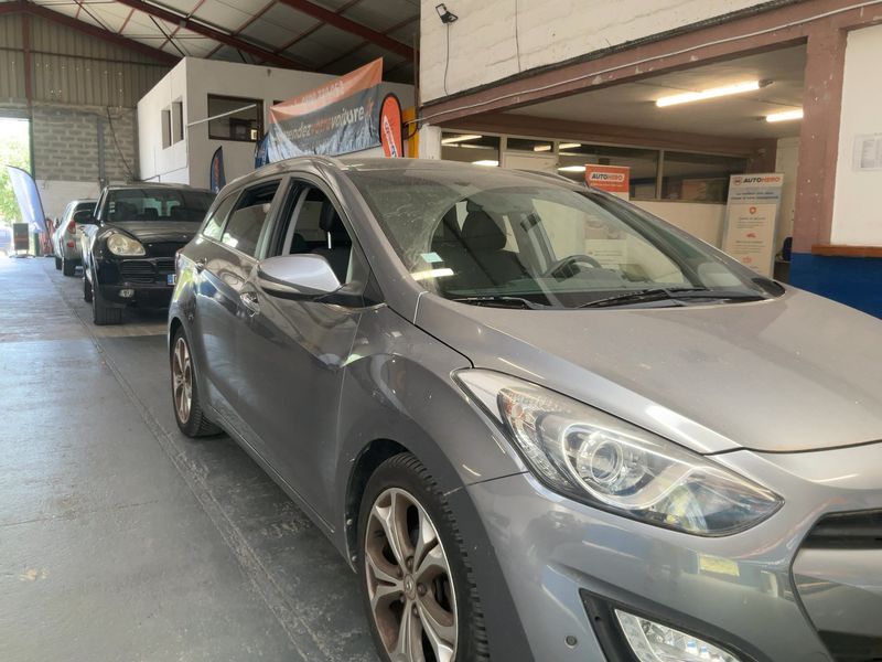Hyundai i30 1.6 CRDi Style 2013 – снимка 12