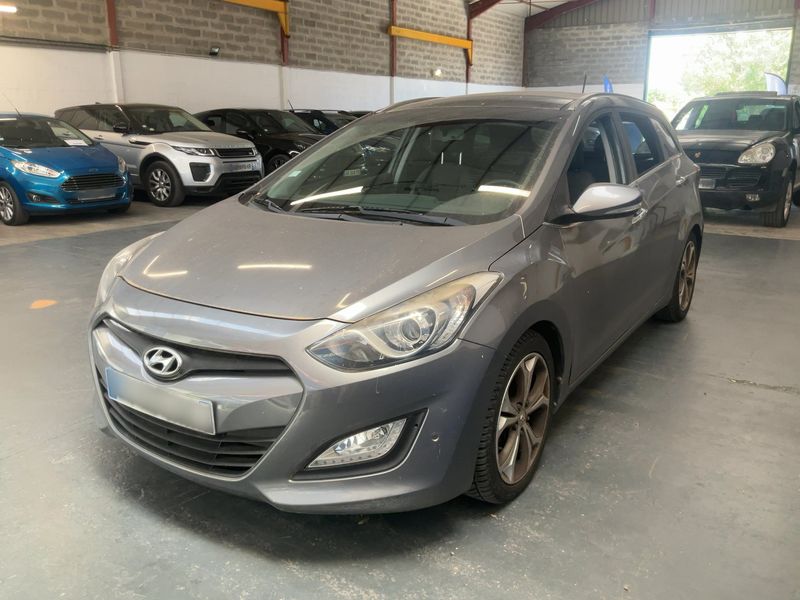 Hyundai i30 1.6 CRDi Style 2013 – снимка 1