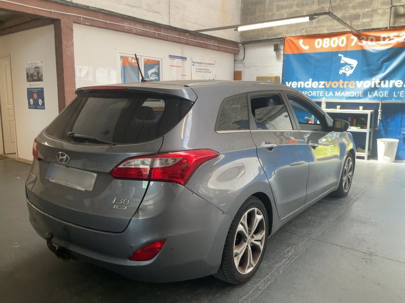 Hyundai i30 1.6 CRDi Style 2013 – снимка 8
