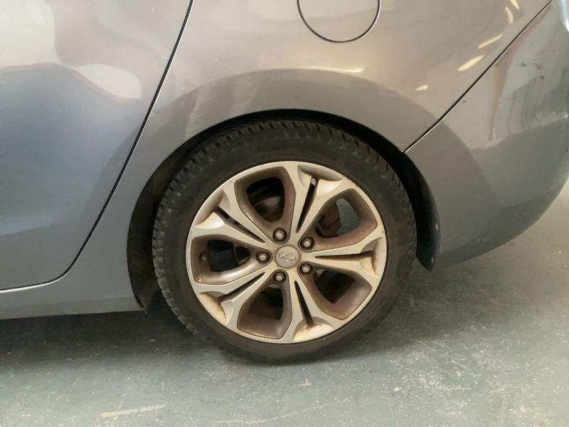 Hyundai i30 1.6 CRDi Style 2013 – снимка 5