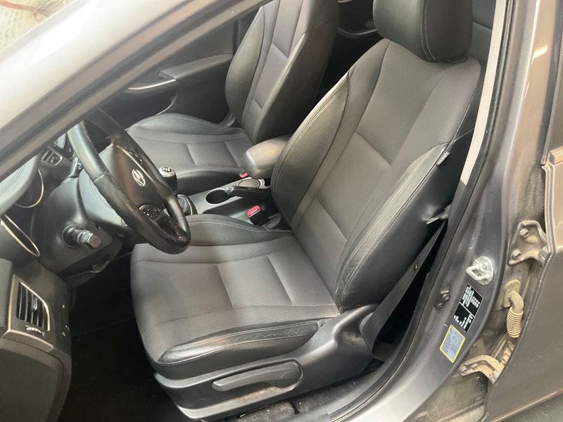 Hyundai i30 1.6 CRDi Style 2013 – снимка 28